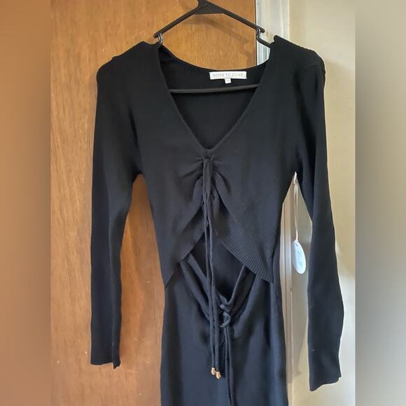 Revolve Kaylee cutout dress - Picture 8 of 9